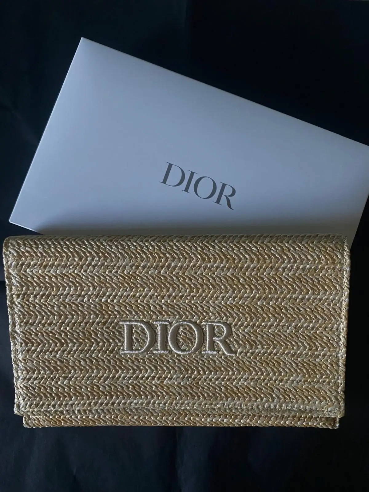 Dior solar escape essential 2023