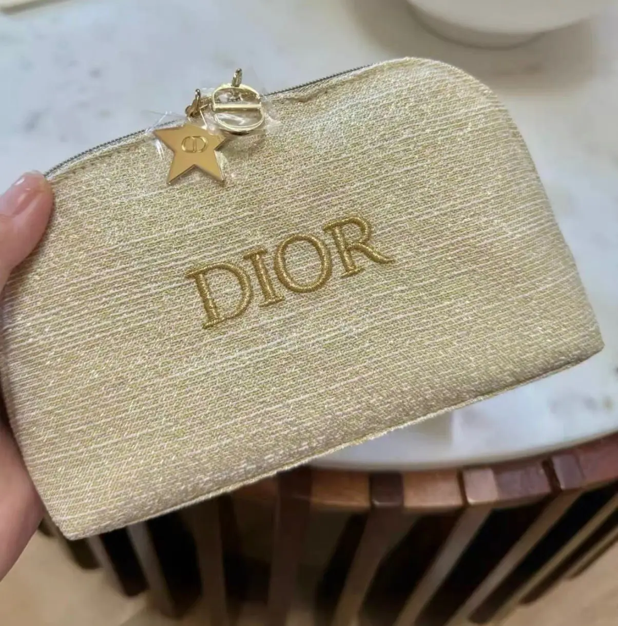 Geanta de machiaj Dior Gold,editie limitata 2
