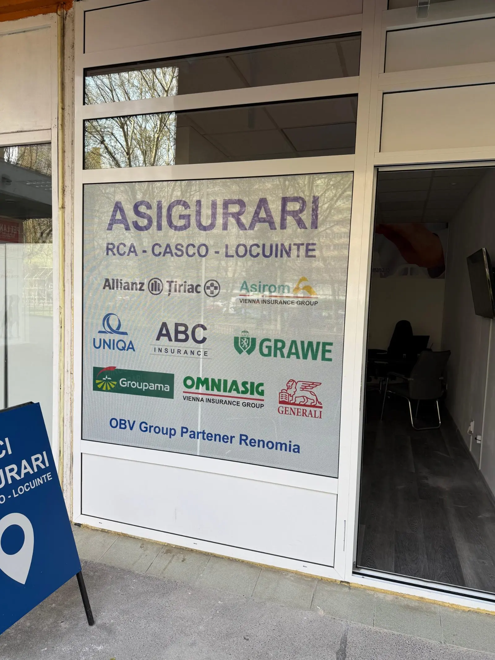 Broker de asigurari, 32 de ani de experienta