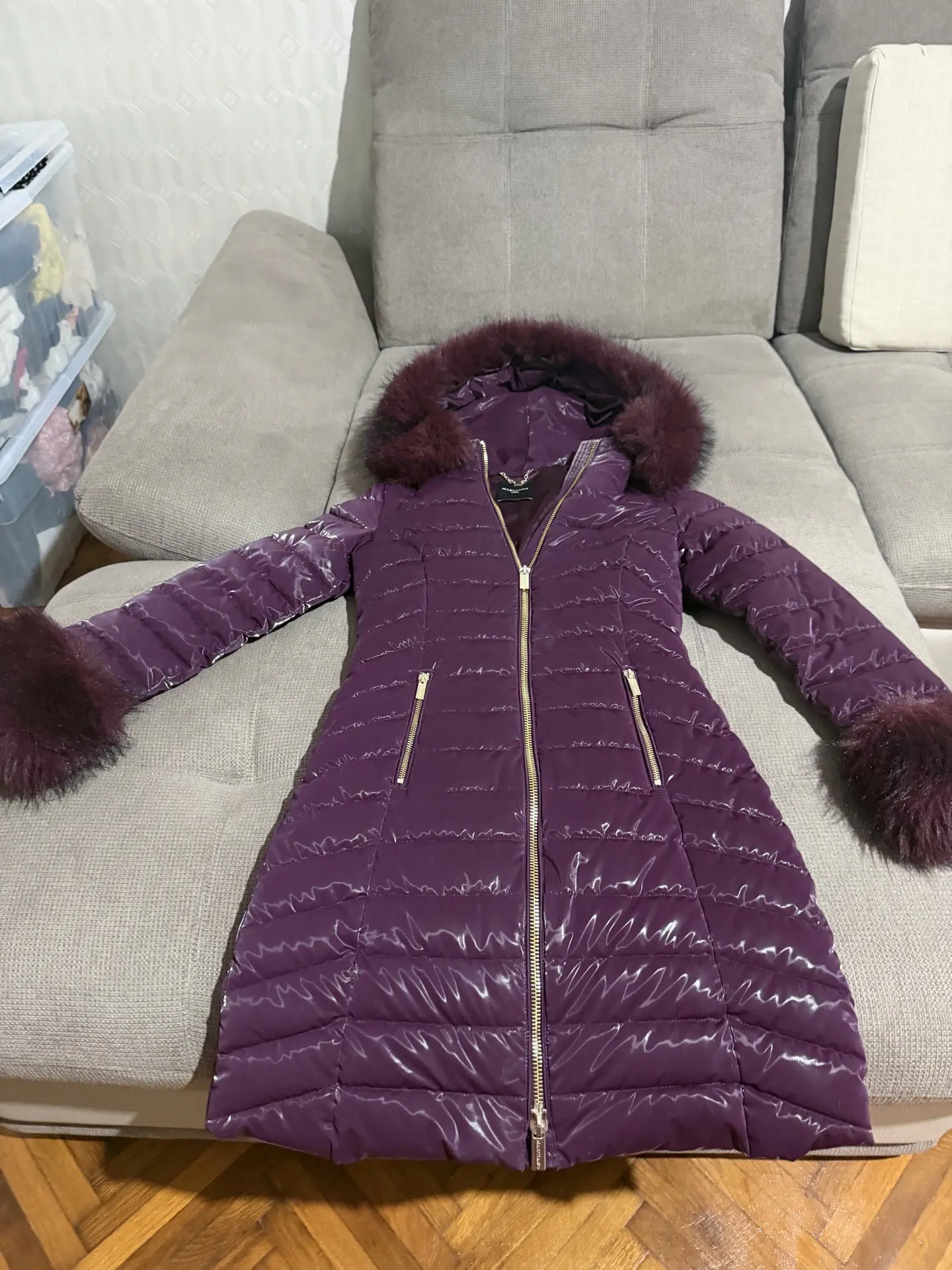 Haină de iarnă Guess originală 4