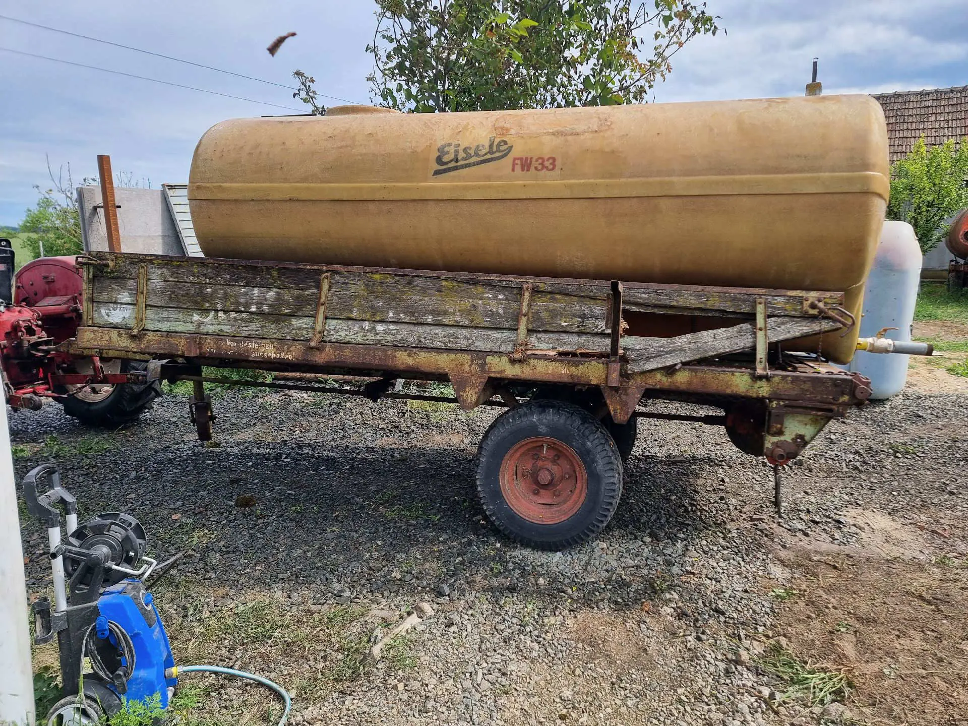 cisternă apa 4000litri 4